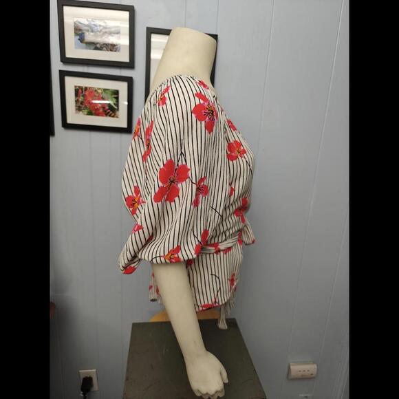 Billabong Wrap Blouse - Picture 2 of 6